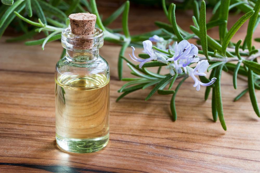 can i leave rosemary oil in my hair overnight